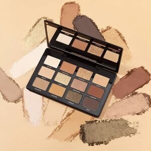 Artist Couture Supreme Nudes Palette